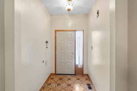 Photo 1 at 64 Brandy Crescent, East Woodbridge, Vaughan