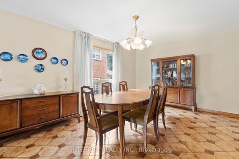 Photo 6 at 64 Brandy Crescent, East Woodbridge, Vaughan