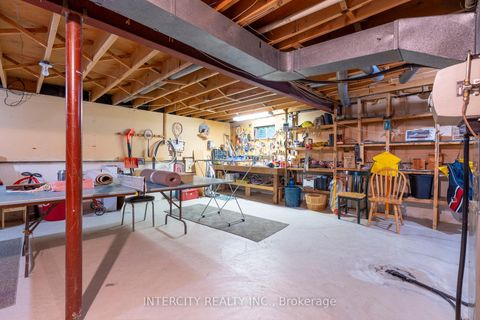 Photo 40 at 64 Brandy Crescent, East Woodbridge, Vaughan