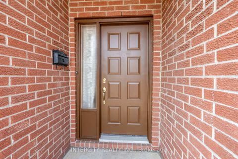 Photo 42 at 64 Brandy Crescent, East Woodbridge, Vaughan