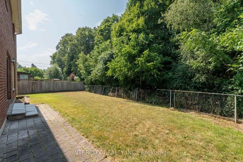 Photo 44 at 64 Brandy Crescent, East Woodbridge, Vaughan