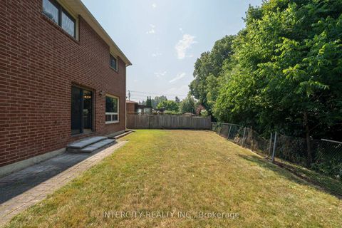 Photo 45 at 64 Brandy Crescent, East Woodbridge, Vaughan