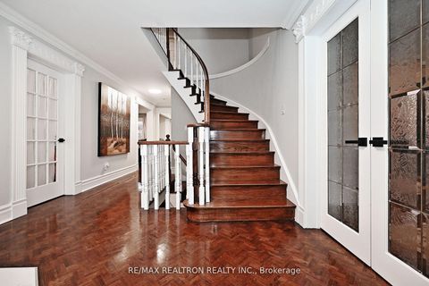 Photo 7 at 427 Mill Street, Mill Pond, Richmond Hill