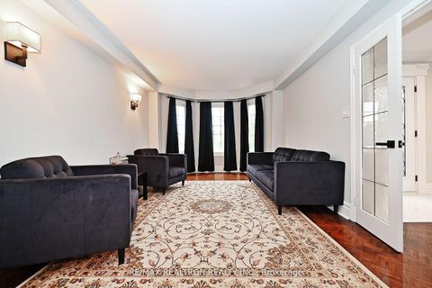 Photo 9 at 427 Mill Street, Mill Pond, Richmond Hill