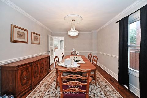 Photo 12 at 427 Mill Street, Mill Pond, Richmond Hill