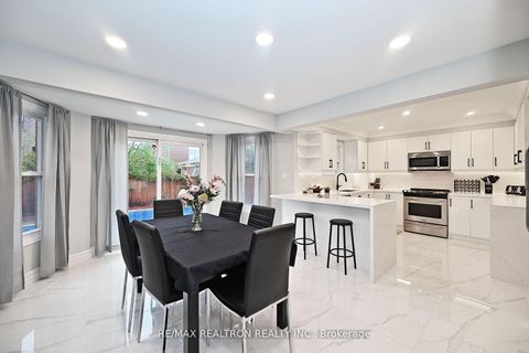 Photo 13 at 427 Mill Street, Mill Pond, Richmond Hill