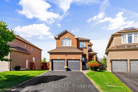 Photo 0 at 61 Timbercreek Court, L'Amoreaux, Toronto