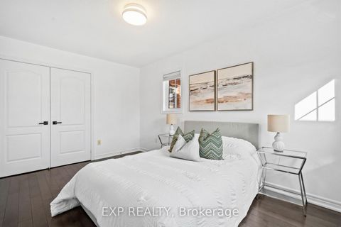 Photo 29 at 61 Timbercreek Court, L'Amoreaux, Toronto