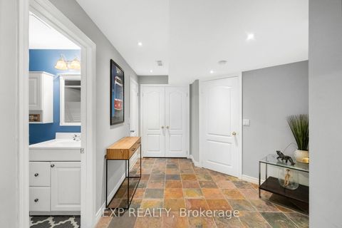 Photo 31 at 61 Timbercreek Court, L'Amoreaux, Toronto