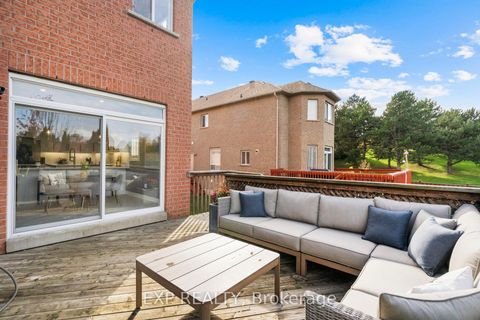 Photo 36 at 61 Timbercreek Court, L'Amoreaux, Toronto