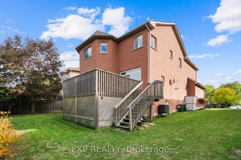 Photo 39 at 61 Timbercreek Court, L'Amoreaux, Toronto