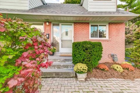 Photo 2 at 47 Breadner Drive, Richview, Toronto