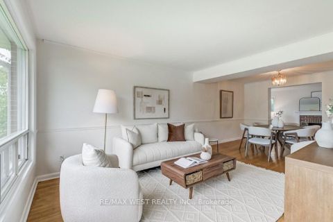 Photo 4 at 47 Breadner Drive, Richview, Toronto