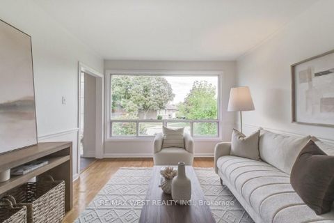 Photo 5 at 47 Breadner Drive, Richview, Toronto
