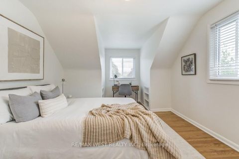 Photo 24 at 47 Breadner Drive, Richview, Toronto
