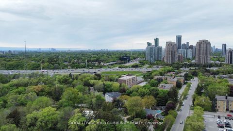 Photo 3 at 225 Old Yonge Street, Windfields, Toronto