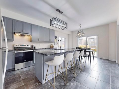 Photo 6 at 1347 Stevens Road, Alcona, Innisfil