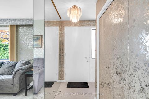 Photo 4 at 106 Grandravine Drive, York University Heights, Toronto