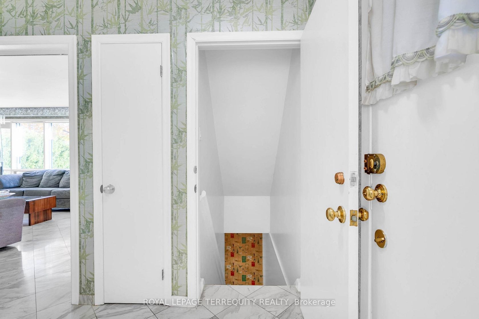 Photo 22 at 106 Grandravine Drive, York University Heights, Toronto Photo 22 at 106 Grandravine Drive, York University Heights, Toronto