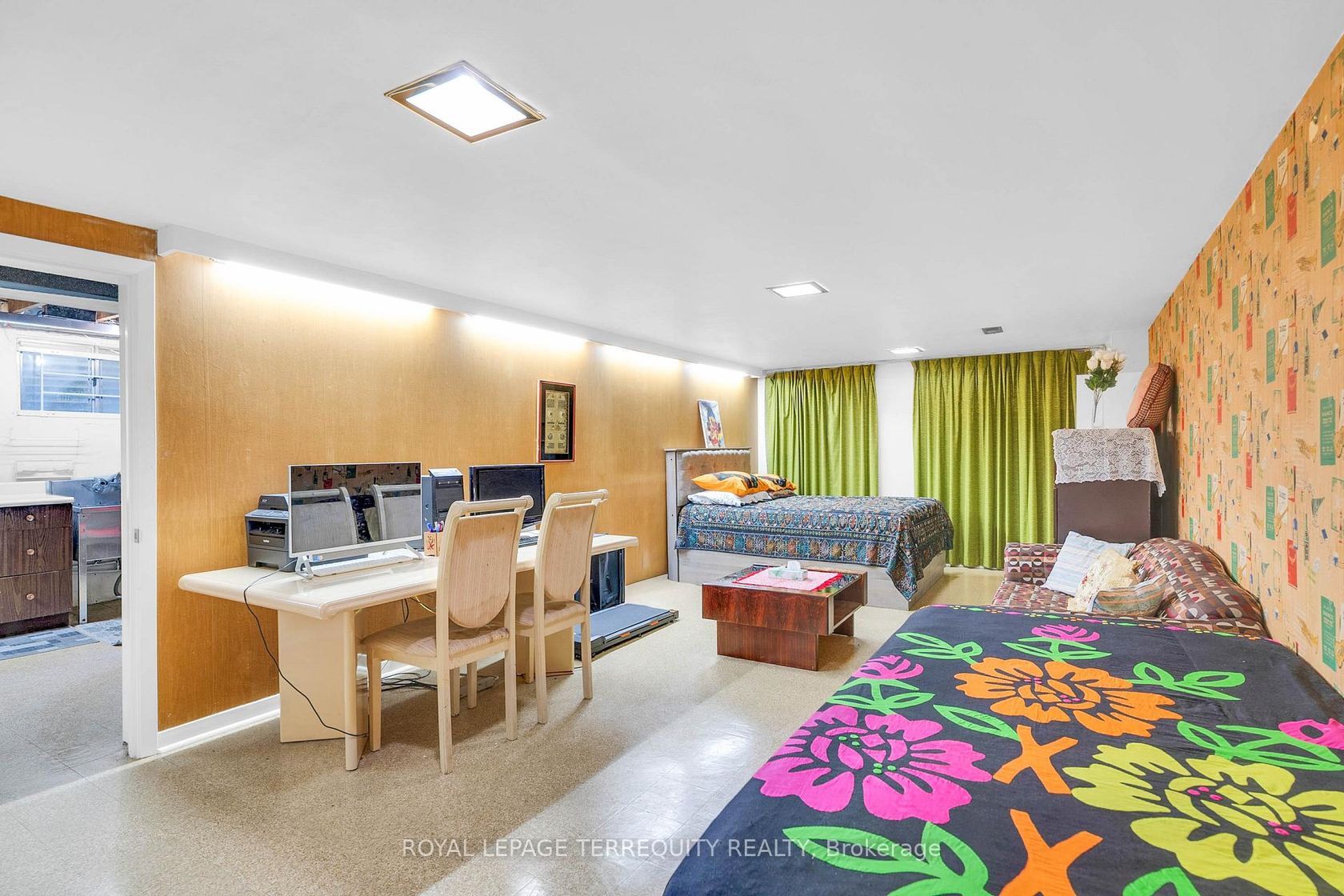 Photo 23 at 106 Grandravine Drive, York University Heights, Toronto Photo 23 at 106 Grandravine Drive, York University Heights, Toronto