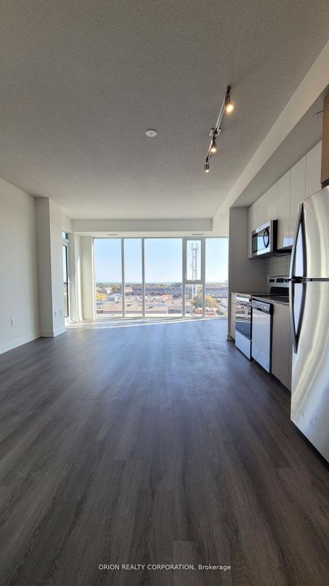 Photo 3 at 613 - 859 The Queensway, Queensway, Toronto