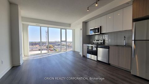 Photo 4 at 613 - 859 The Queensway, Queensway, Toronto