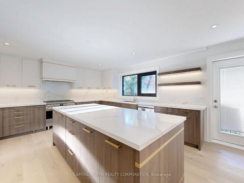 Photo 7 at 2 Inglis Gate, Branson, Toronto