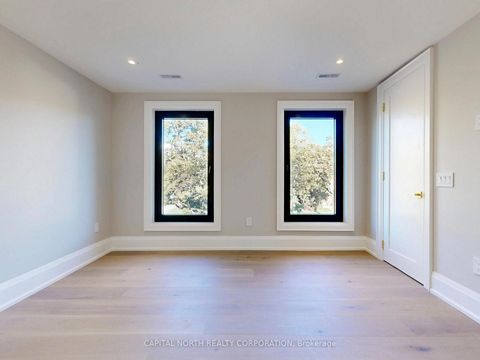 Photo 27 at 2 Inglis Gate, Branson, Toronto