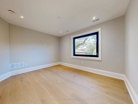 Photo 32 at 2 Inglis Gate, Branson, Toronto