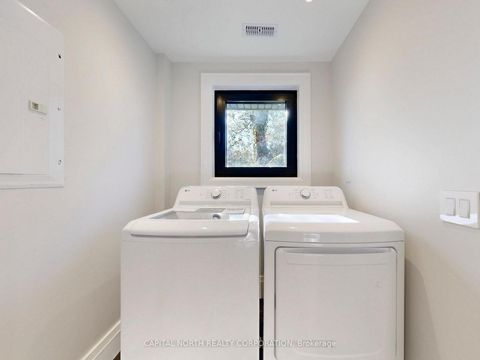 Photo 35 at 2 Inglis Gate, Branson, Toronto