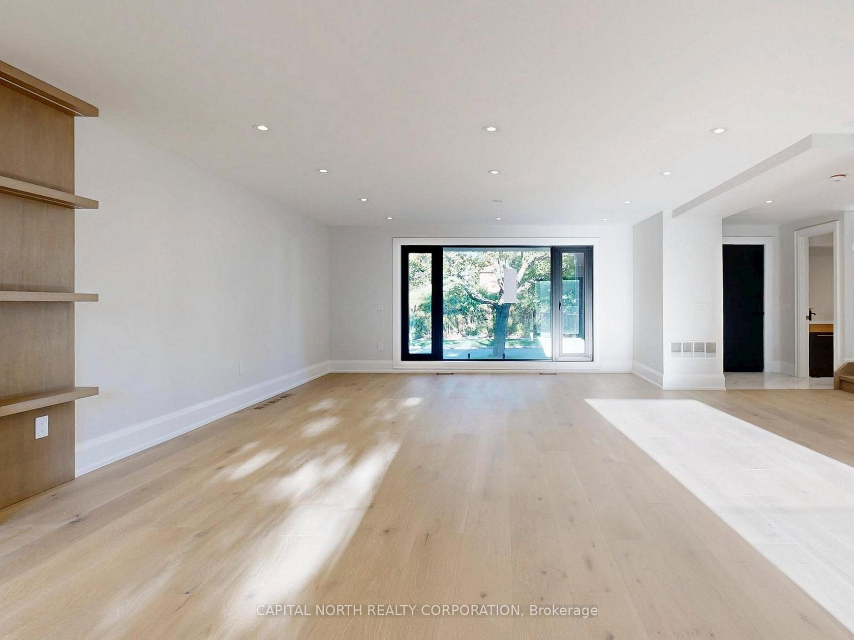 Photo 5 at 2 Inglis Gate, Branson, Toronto Photo 5 at 2 Inglis Gate, Branson, Toronto