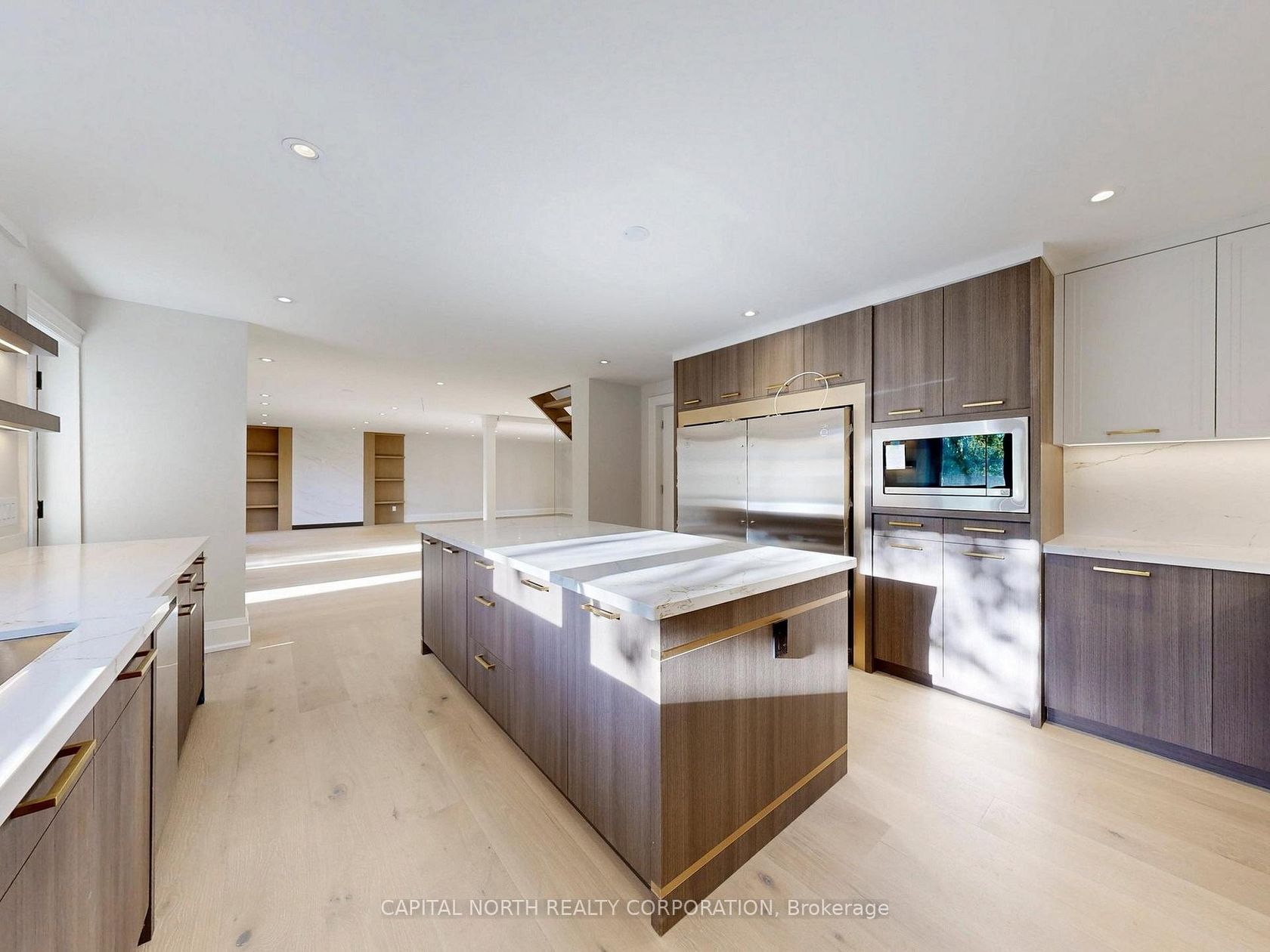 Photo 9 at 2 Inglis Gate, Branson, Toronto Photo 9 at 2 Inglis Gate, Branson, Toronto