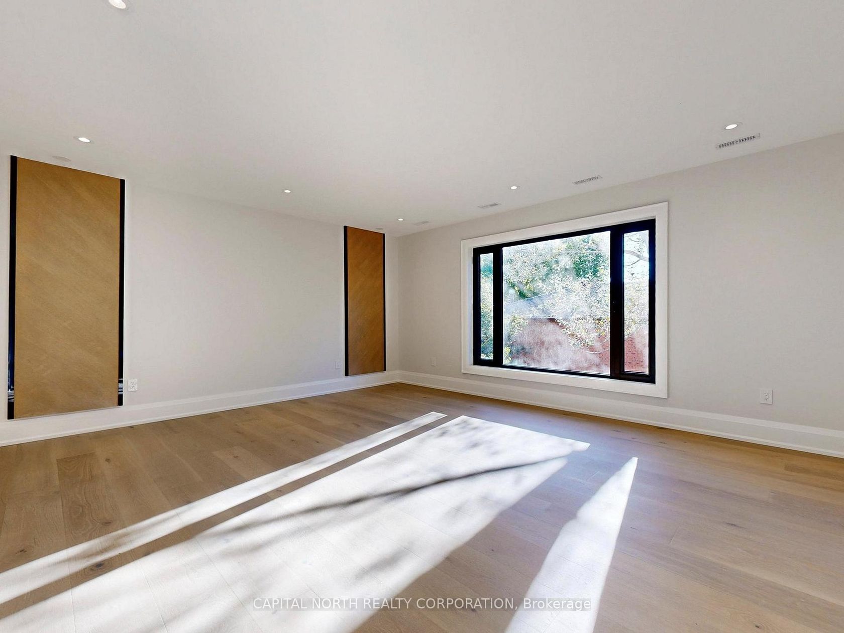 Photo 19 at 2 Inglis Gate, Branson, Toronto Photo 19 at 2 Inglis Gate, Branson, Toronto