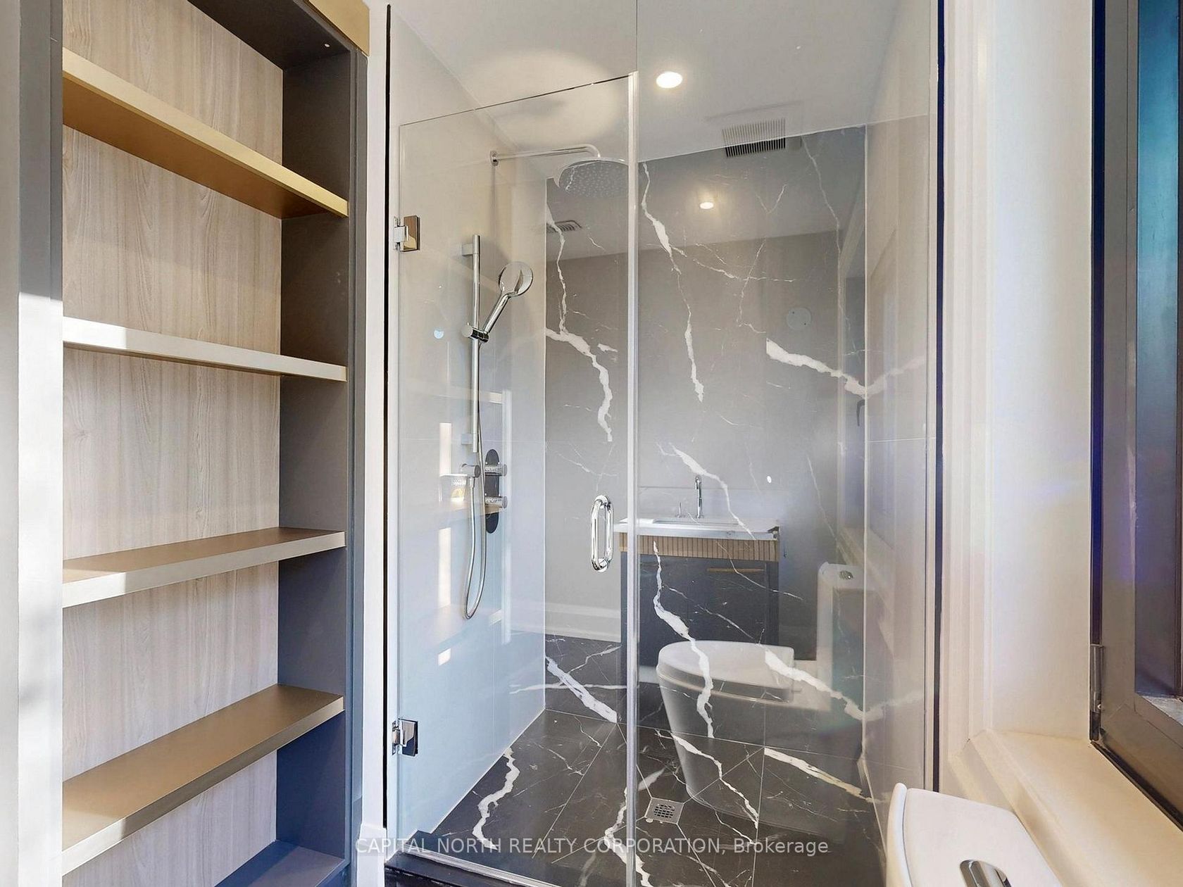 Photo 34 at 2 Inglis Gate, Branson, Toronto Photo 34 at 2 Inglis Gate, Branson, Toronto