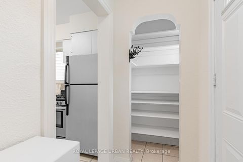 Photo 8 at 127 Cadorna Avenue, East York, Toronto