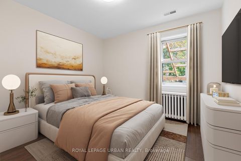 Photo 16 at 127 Cadorna Avenue, East York, Toronto