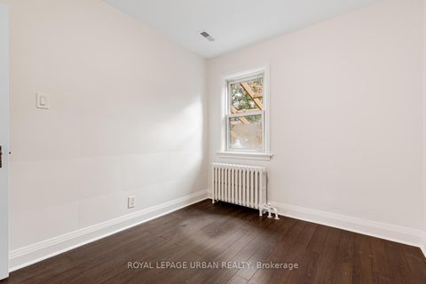 Photo 19 at 127 Cadorna Avenue, East York, Toronto