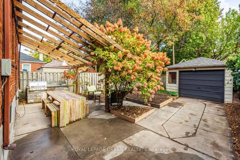 Photo 32 at 127 Cadorna Avenue, East York, Toronto