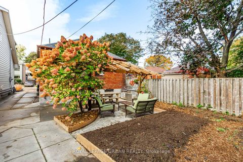 Photo 33 at 127 Cadorna Avenue, East York, Toronto