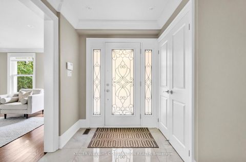 Photo 3 at 57 Tobruk Crescent, Newtonbrook East, Toronto