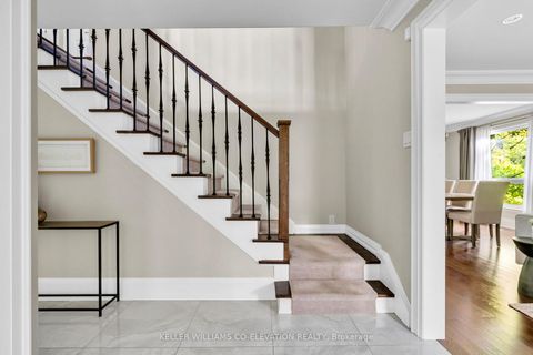 Photo 4 at 57 Tobruk Crescent, Newtonbrook East, Toronto