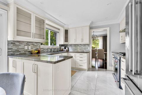 Photo 15 at 57 Tobruk Crescent, Newtonbrook East, Toronto