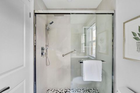 Photo 23 at 57 Tobruk Crescent, Newtonbrook East, Toronto