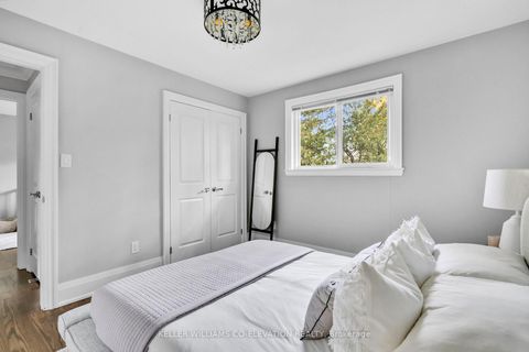 Photo 31 at 57 Tobruk Crescent, Newtonbrook East, Toronto