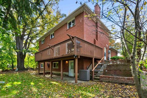 Photo 45 at 57 Tobruk Crescent, Newtonbrook East, Toronto