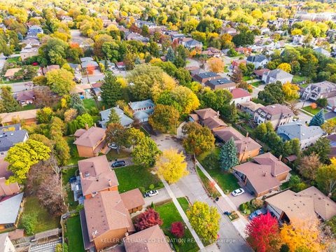 Photo 49 at 57 Tobruk Crescent, Newtonbrook East, Toronto