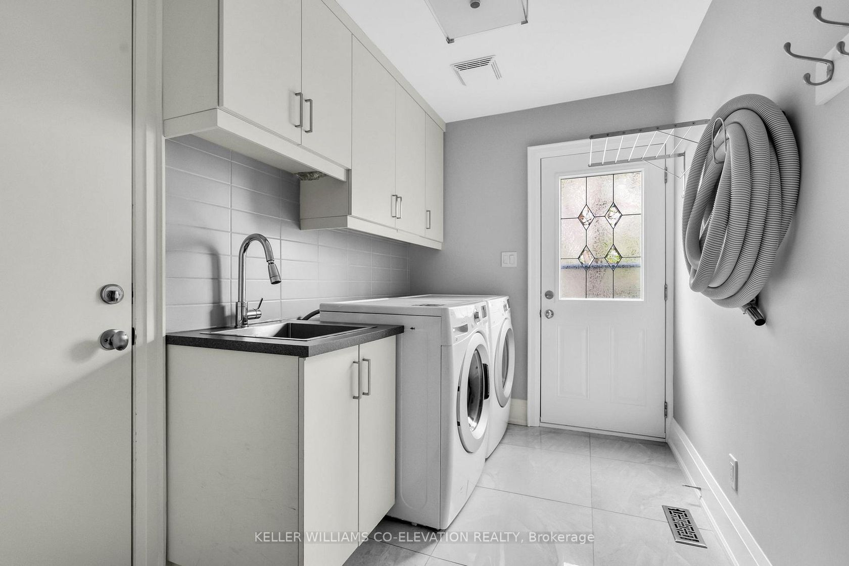 Photo 10 at 57 Tobruk Crescent, Newtonbrook East, Toronto Photo 10 at 57 Tobruk Crescent, Newtonbrook East, Toronto