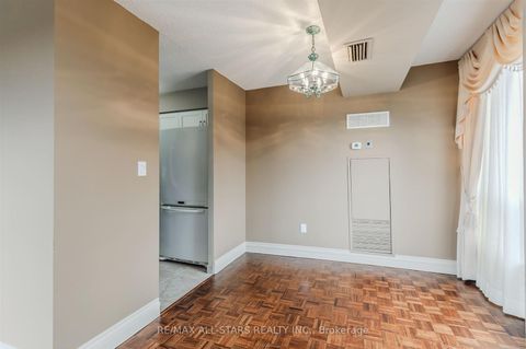 Photo 10 at 407 - 3734 St Clair Avenue E, Cliffcrest, Toronto