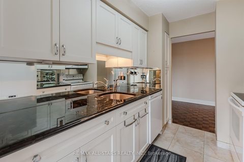 Photo 13 at 407 - 3734 St Clair Avenue E, Cliffcrest, Toronto