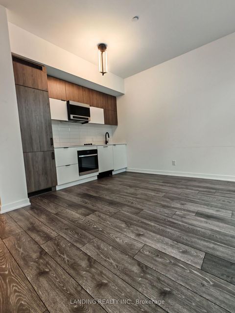 Photo 12 at 805 - 8888 Yonge Street, South Richvale, Richmond Hill